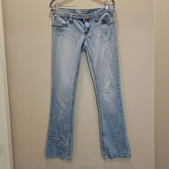 Roxy Women's Distressed Malibu Babybell Fit Jeans Size 7 - Picture 1 of 8
